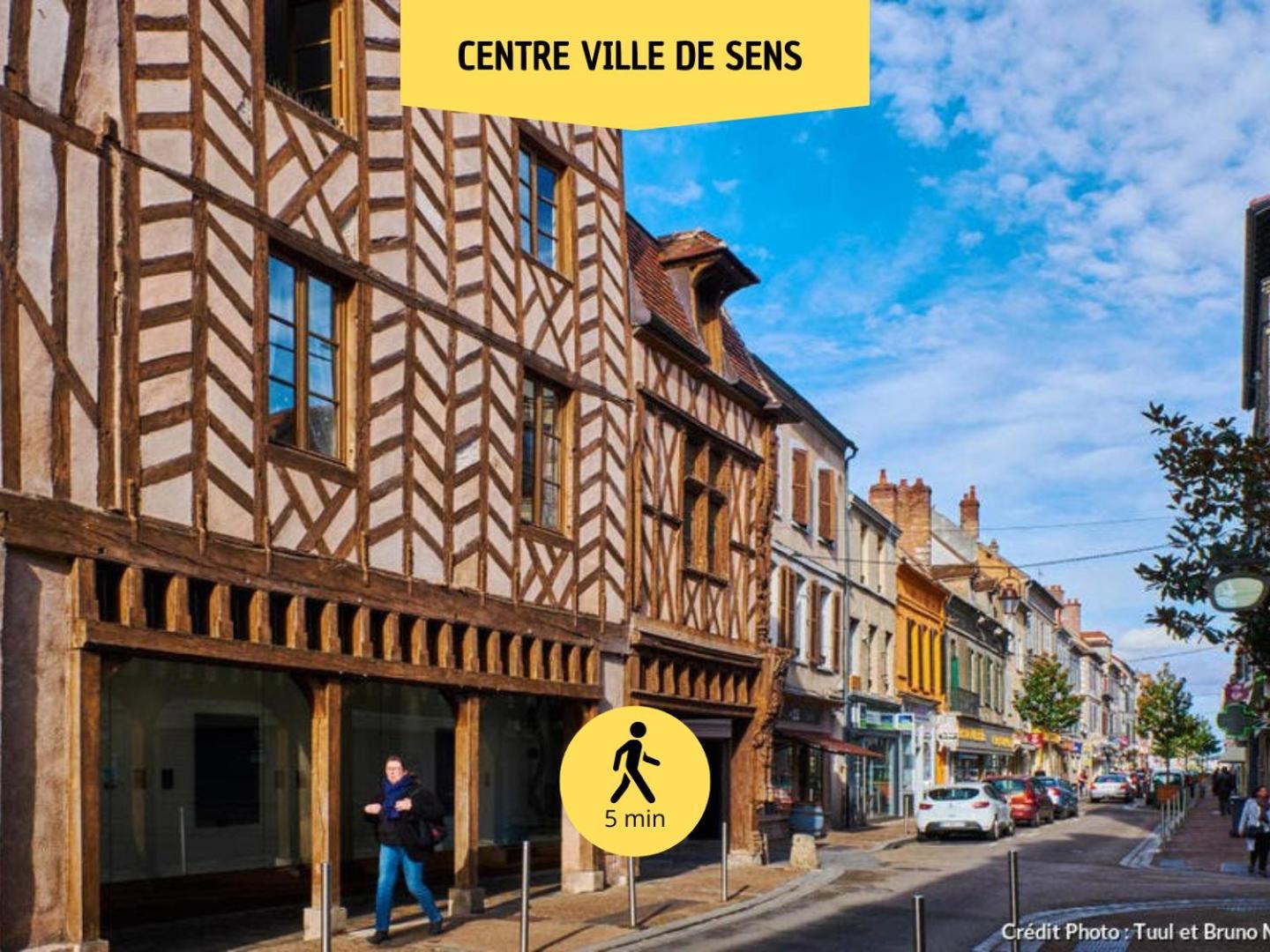 Bohemia - Best Keys - Ideal Pro & Couple - Cosy - Centre Ville - Smart Tv - Netflix & Wifi Fibre - Check-In Autonome - Parking Facile & Gratuit - Confort & Equipements Premium Sens Exterior foto